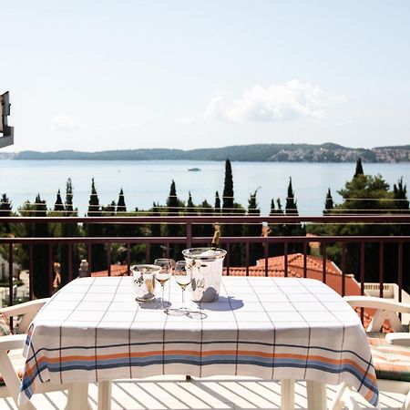 Lambrisa Apartment Trogir Exterior photo