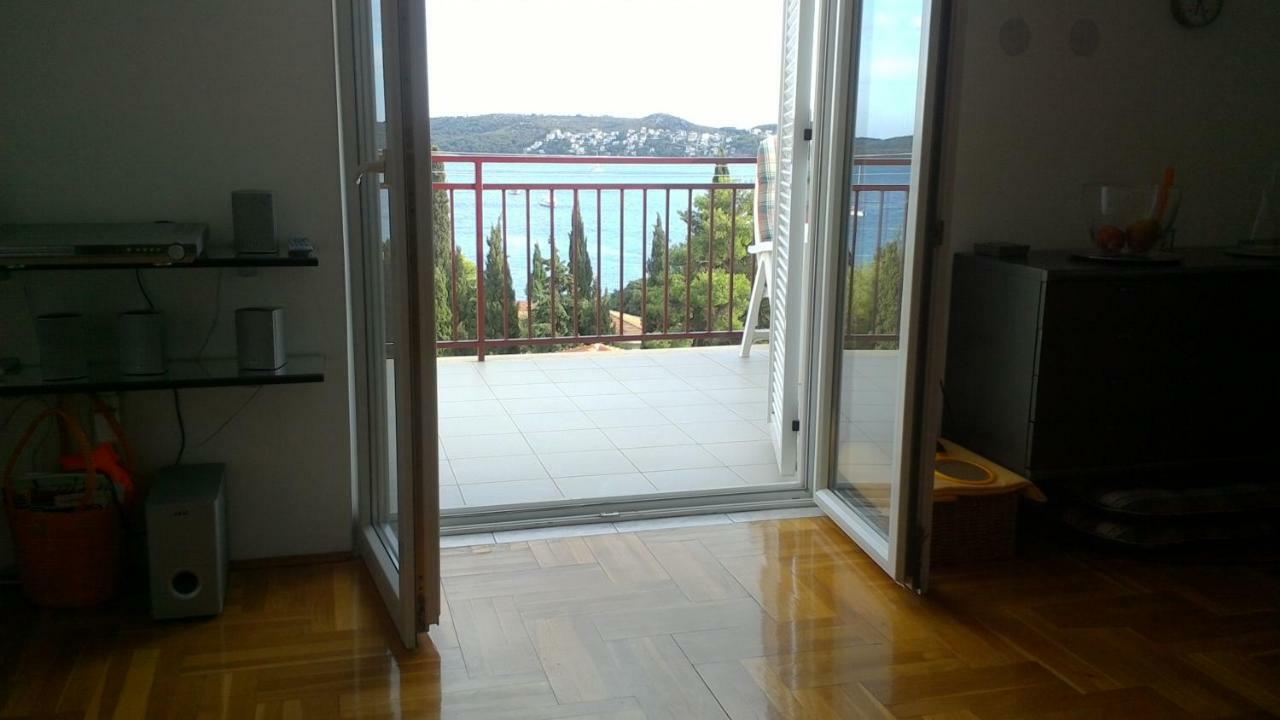 Lambrisa Apartment Trogir Exterior photo