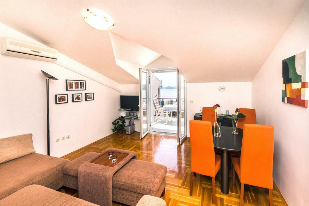 Lambrisa Apartment Trogir Exterior photo